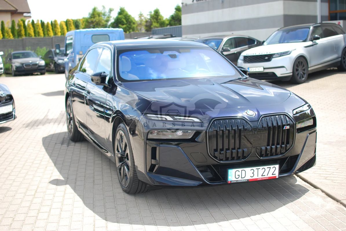 BMW 7 Series G70 M760e PHEV xDrive sport 2024