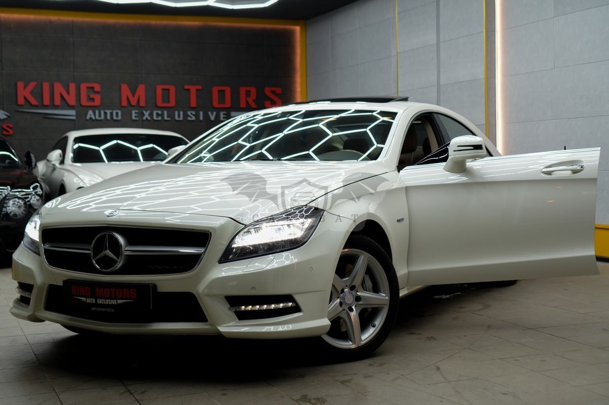 Mercedes-Benz CLS C218 500 4Matic BlueEFFICIENCY 7G-TRONIC Edition 1 2012