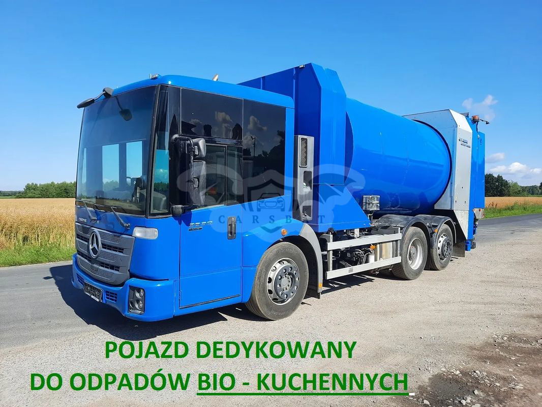 Mercedes-Benz Econic 2015