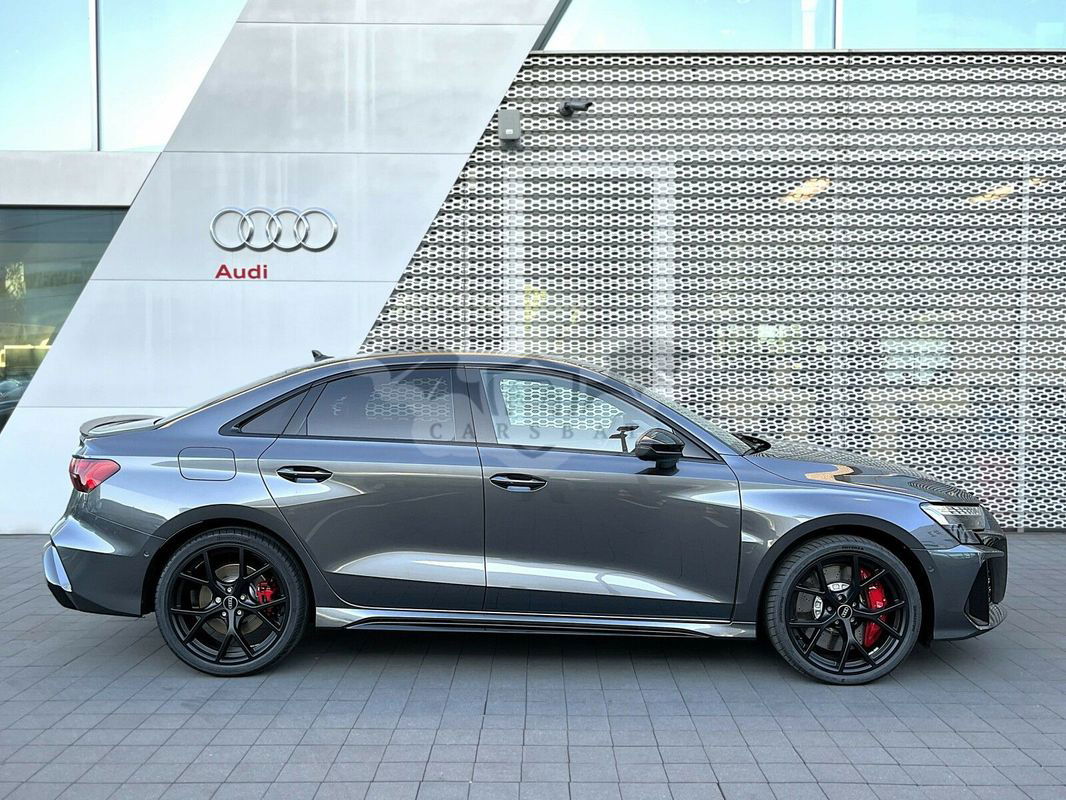Audi RS3 TFSI Quattro S tronic 2025