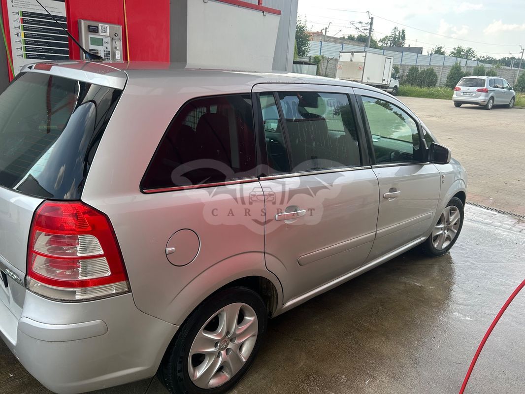 Opel Zafira B 1.7 CDTI Cosmo 2010