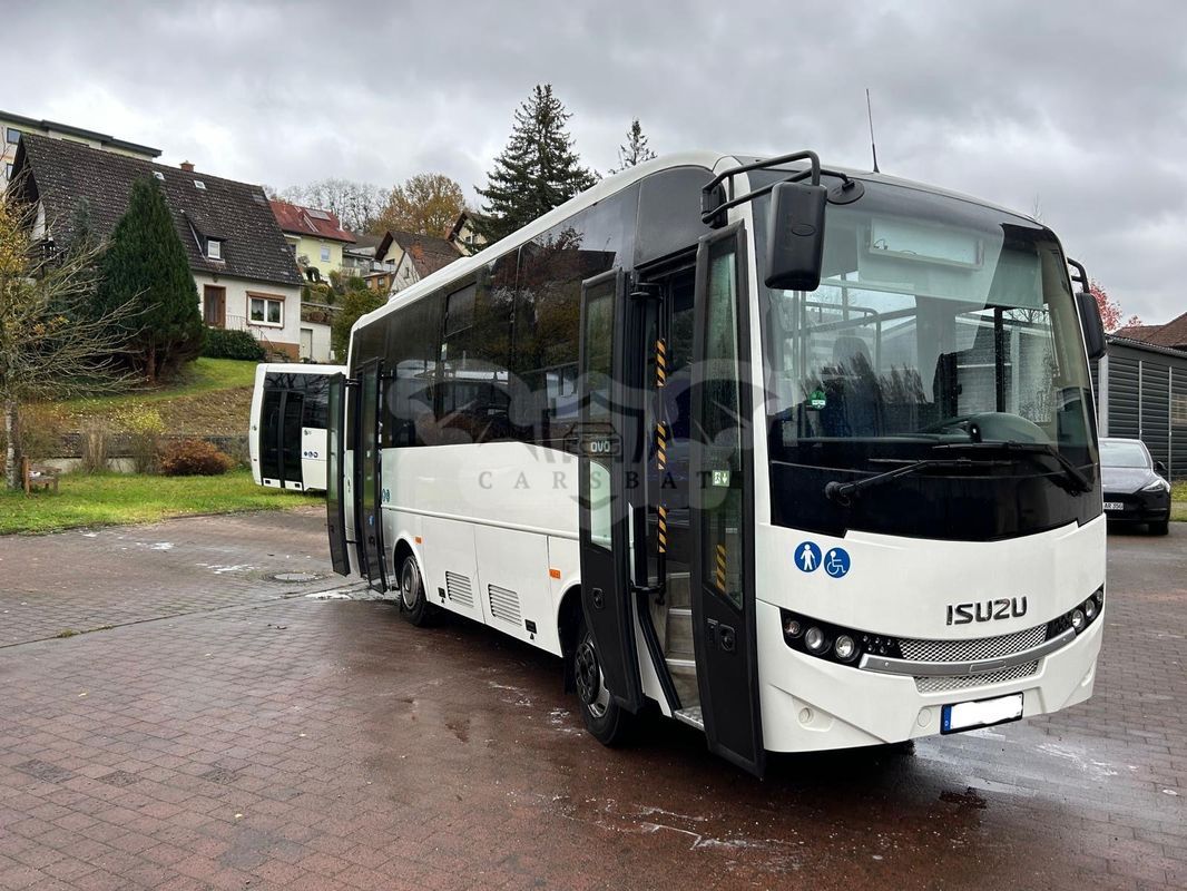 Isuzu Novo city midi 2023