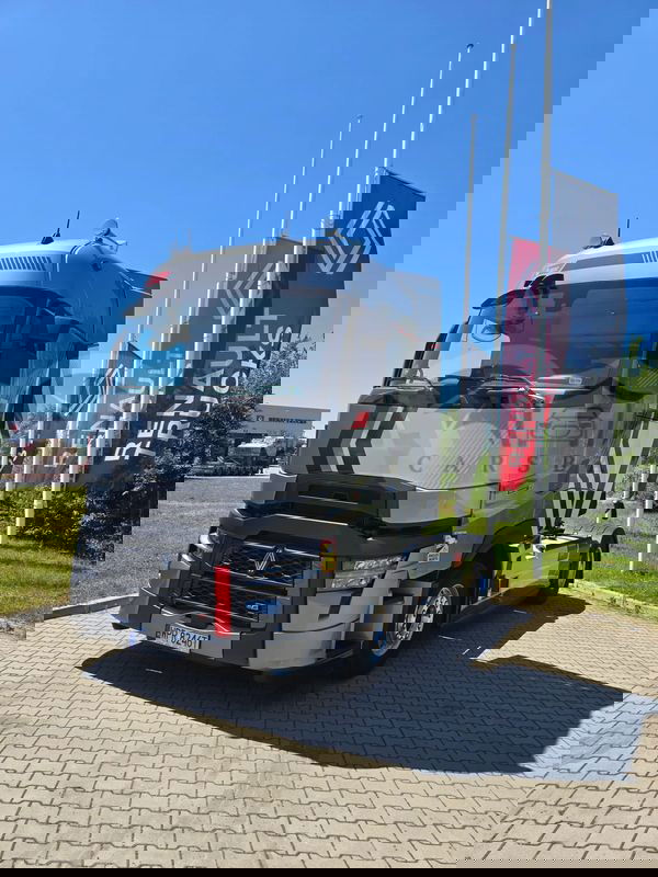Renault T-series 2024