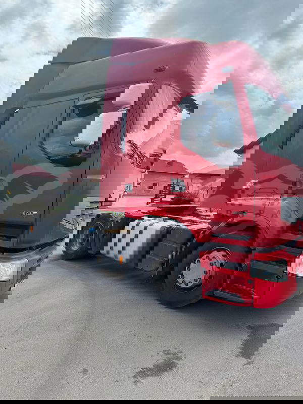 Renault Premium 2011