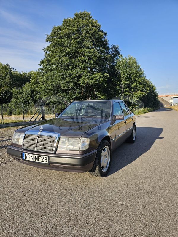 Mercedes-Benz E 1992