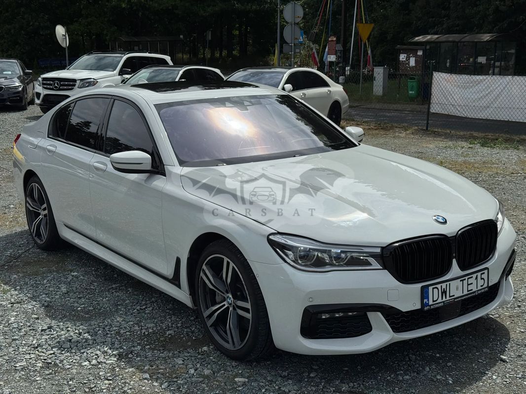 BMW 7 Series G11/12 750i xDrive 2018