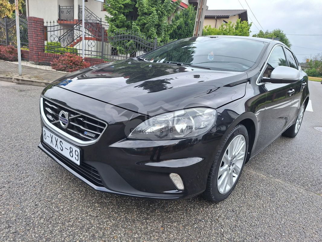 Volvo V40 II D4 RDesign 2014