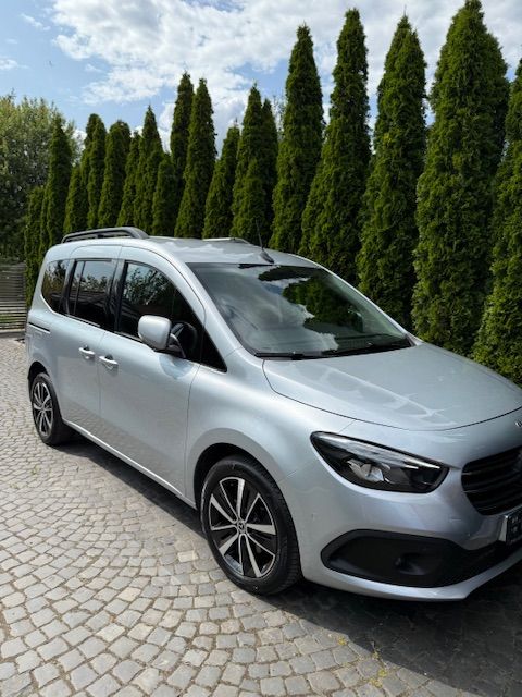 Mercedes-Benz T 180 d Automatik Progressive 2022