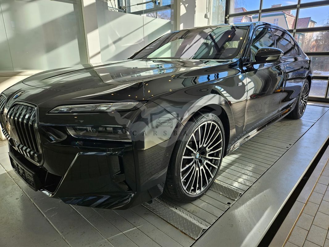 BMW 7 Series G70 2025