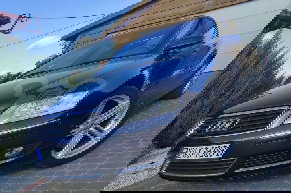 Audi A8 D3 4.2 Quattro 2003