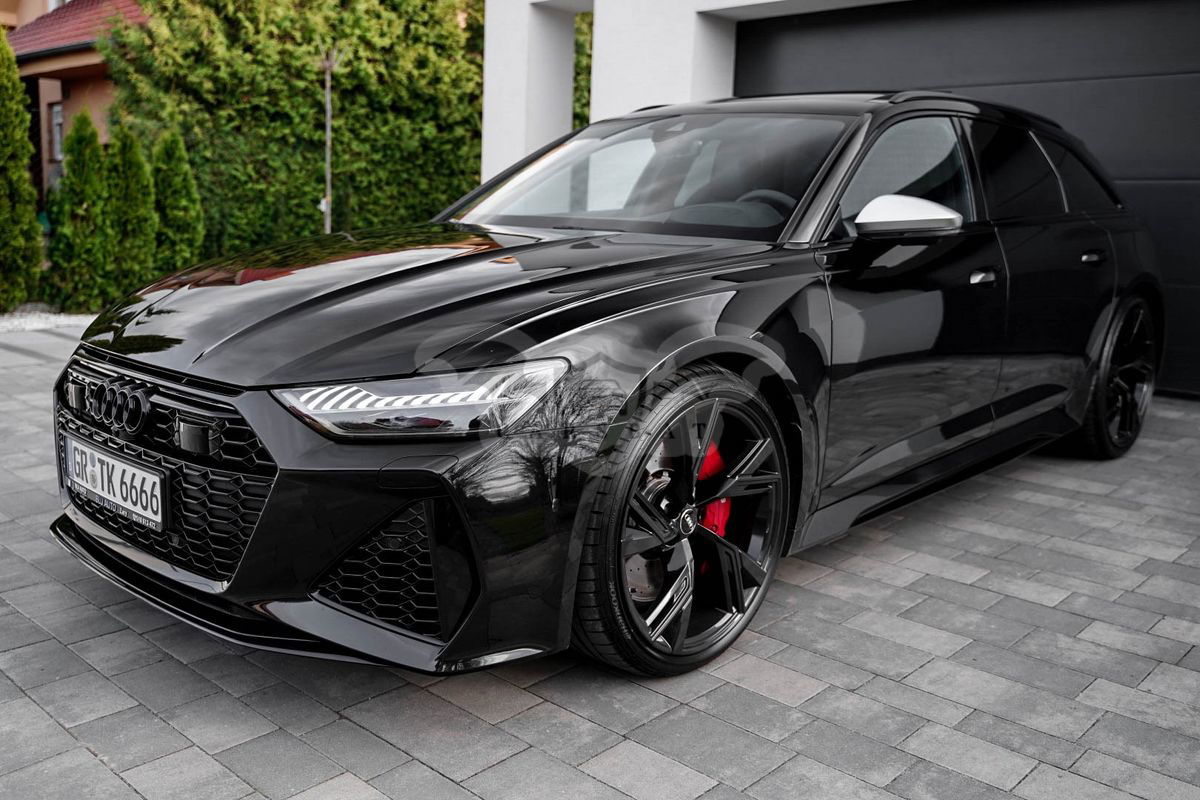 Audi RS6 Avant 4.0 TFSI quattro tiptronic 2021