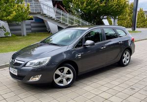 Opel Astra J 1.4 Turbo Edition 2011