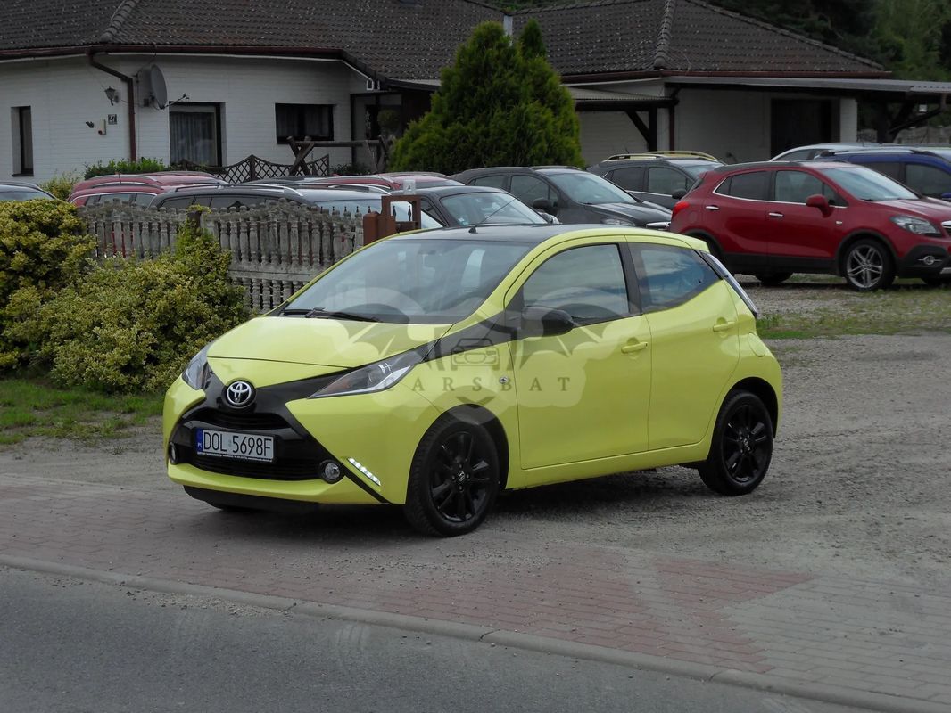 Toyota Aygo II x-play touch 2017
