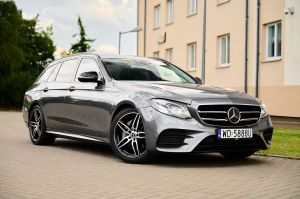 Mercedes-Benz E W213 220 d T 9G-TRONIC 2017