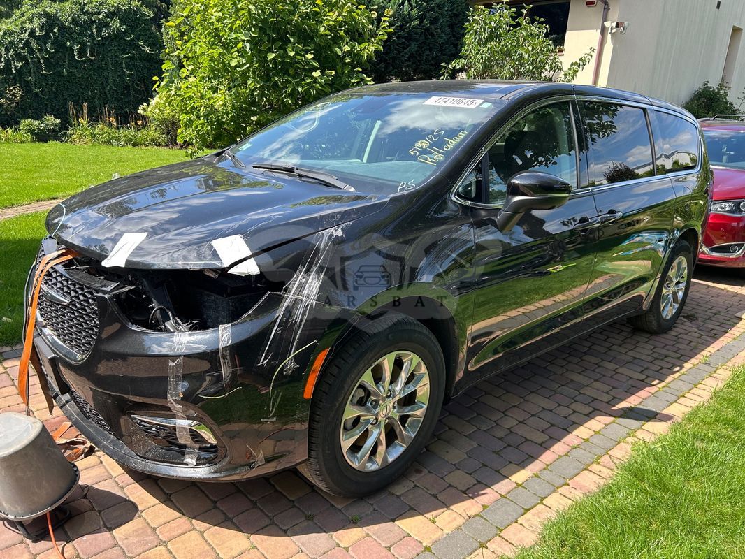 Chrysler Pacifica 2023
