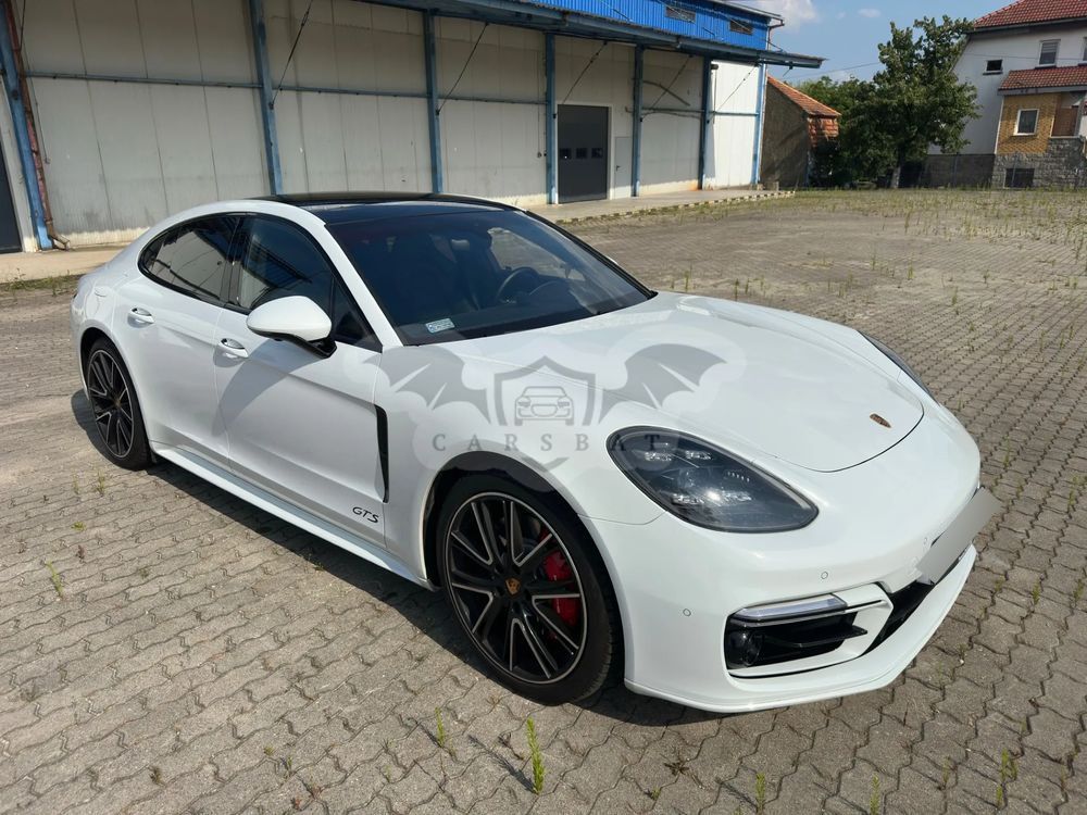 Porsche Panamera GTS 2021