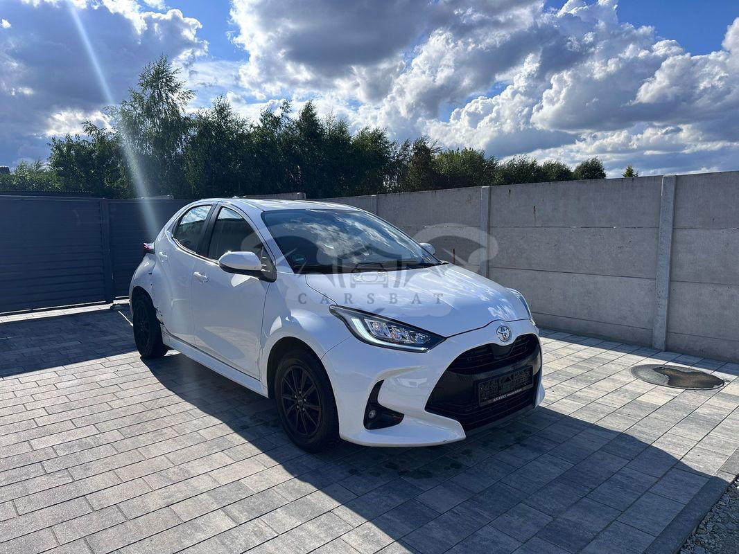 Toyota Yaris IV 1.5 VVT-i Comfort 2021