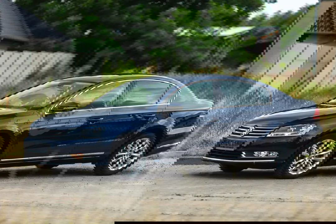 Volkswagen Passat B7 2.0 Blue TDI DSG SCR Highline 2012