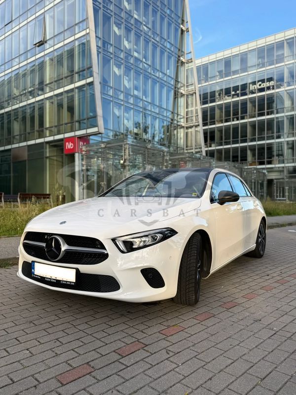 Mercedes-Benz A W177 180 Style 7G-DCT 2021