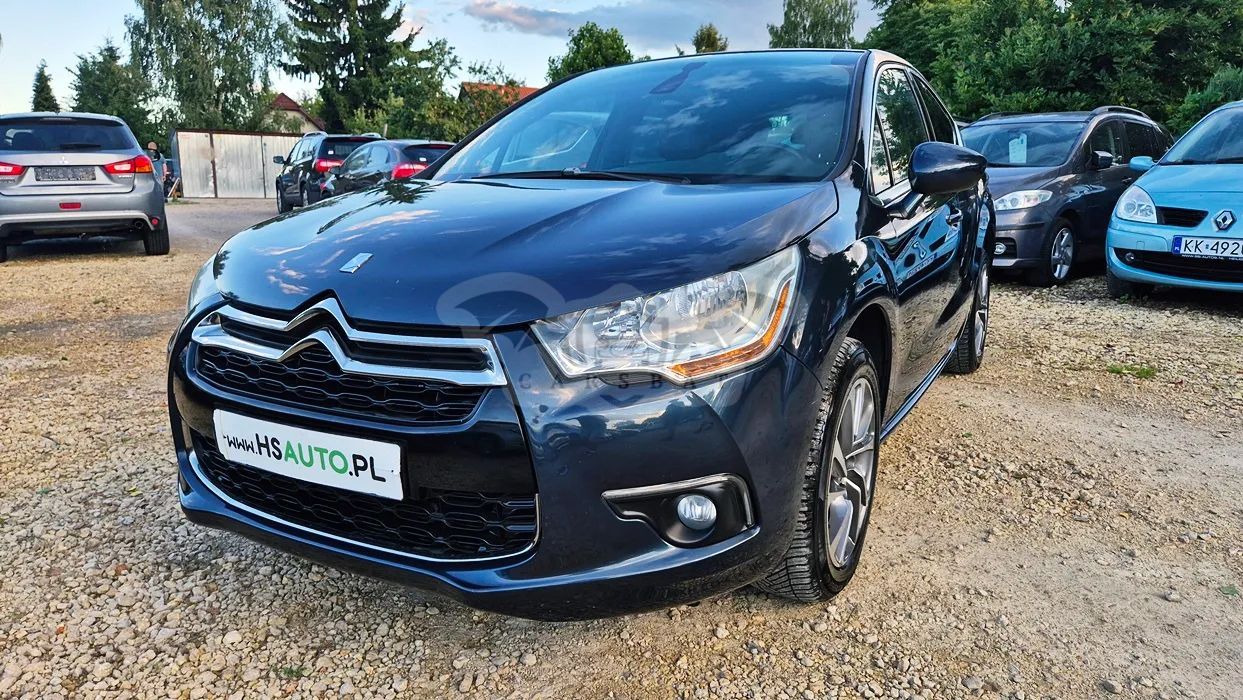 Citroën DS4 1.6 VTi SoChic 2011