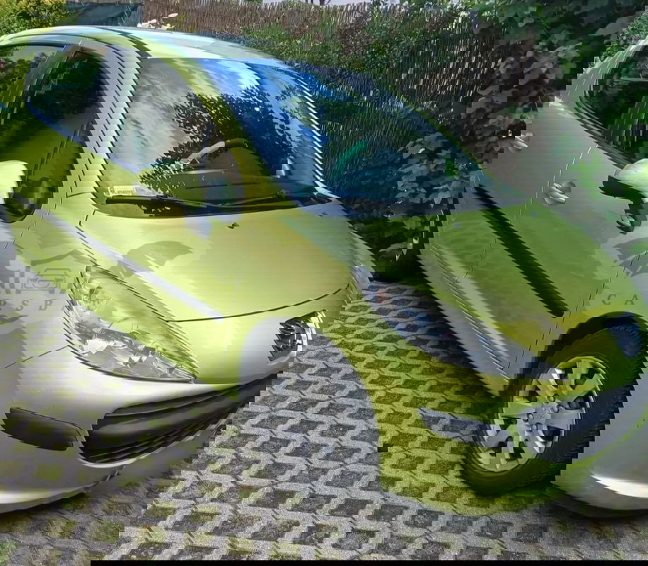 Peugeot 207 2006