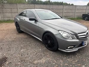 Mercedes-Benz E W212/W207 350 CDI DPF C BlueEFFICIENCY 7G-TRONIC Prime Edition 2009