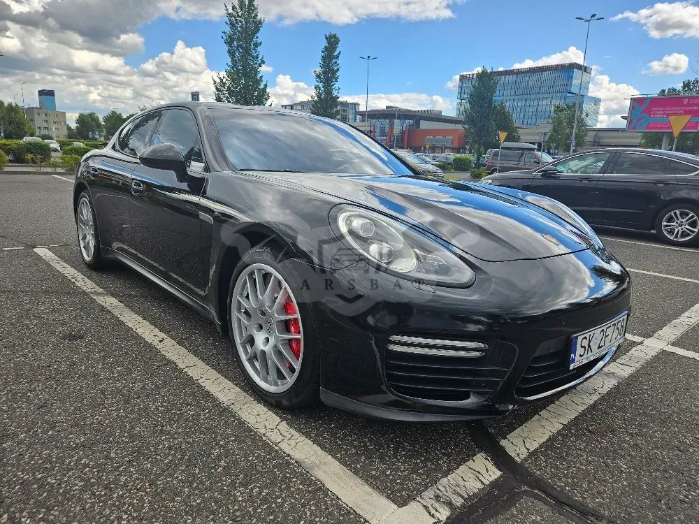 Porsche Panamera GTS 2014