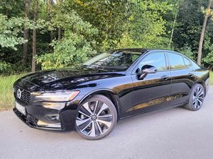 Volvo S60 III B5 B AWD Plus Dark 2022