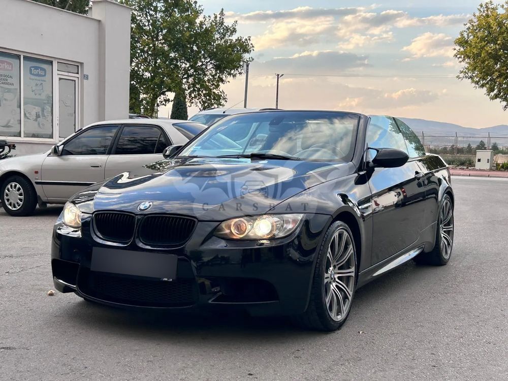 BMW M3 2011