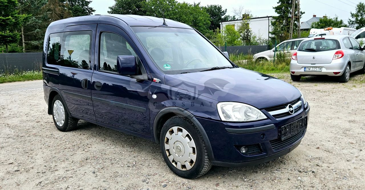 Opel Combo C Tour 1.3 CDTI Enjoy 2009