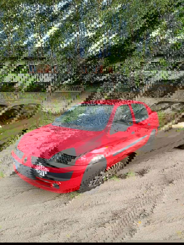 Renault Thalia 2003