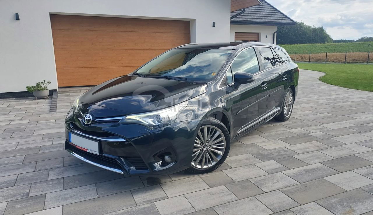 Toyota Avensis III 2015