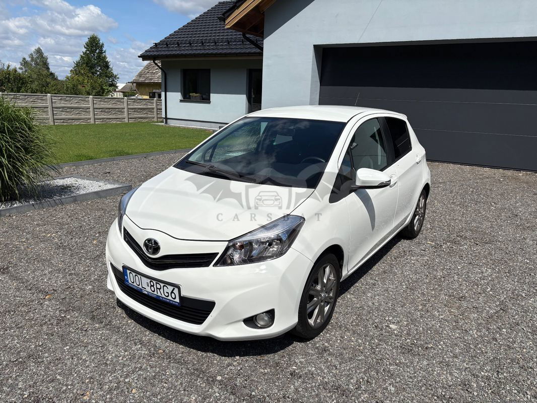 Toyota Yaris III 1.33 Premium 2011