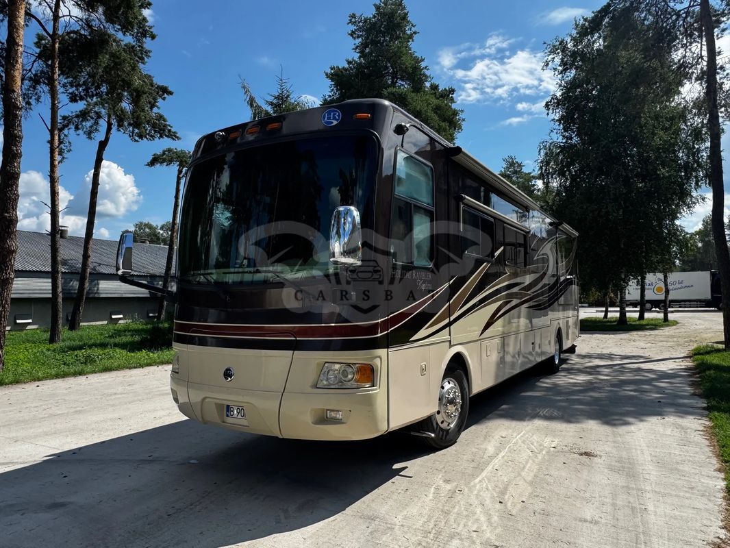 Holiday rambler neptune 40 pbt  holiday rambler neptune 2021 2011