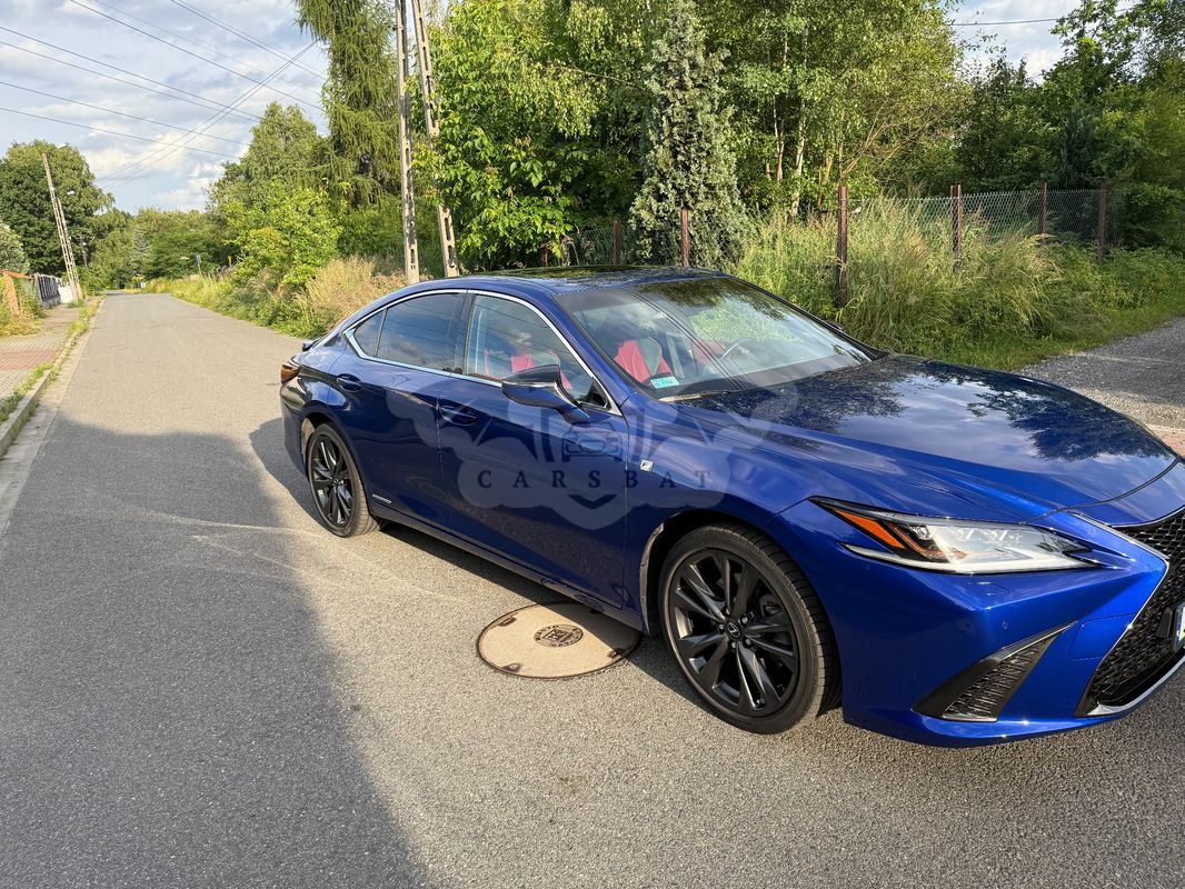 Lexus ES 300h F Sport 2021