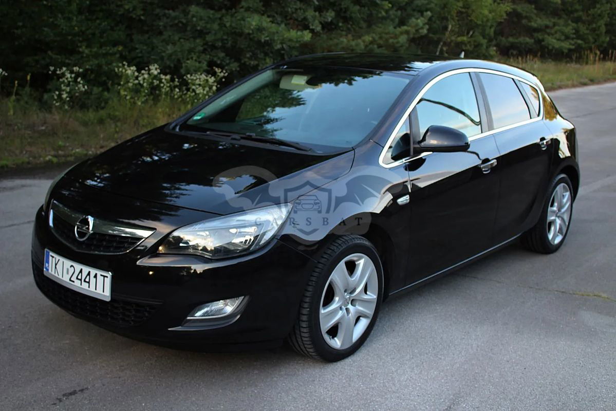 Opel Astra J IV 1.7 CDTI Cosmo 2011