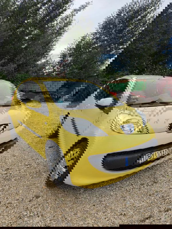 Peugeot 107 1.0 Trendy 2006