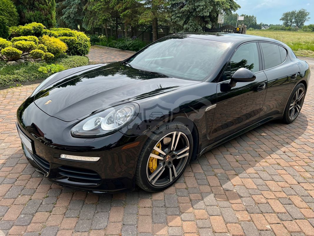 Porsche Panamera S 2013
