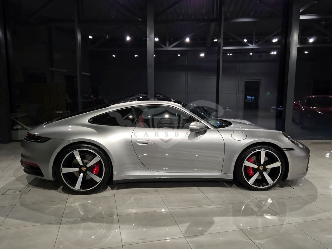 Porsche 911 992 Carrera 4S 2019