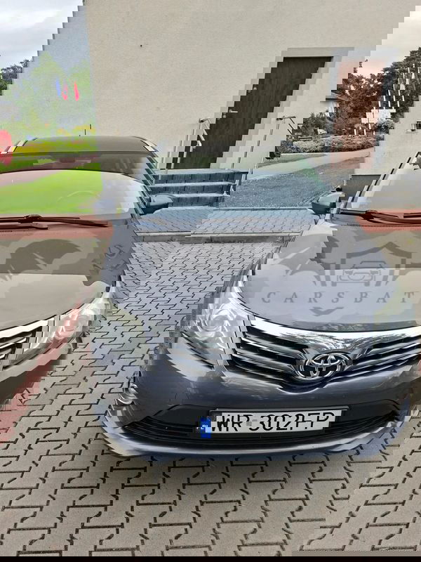 Toyota Avensis III 1.8 Luna 2013