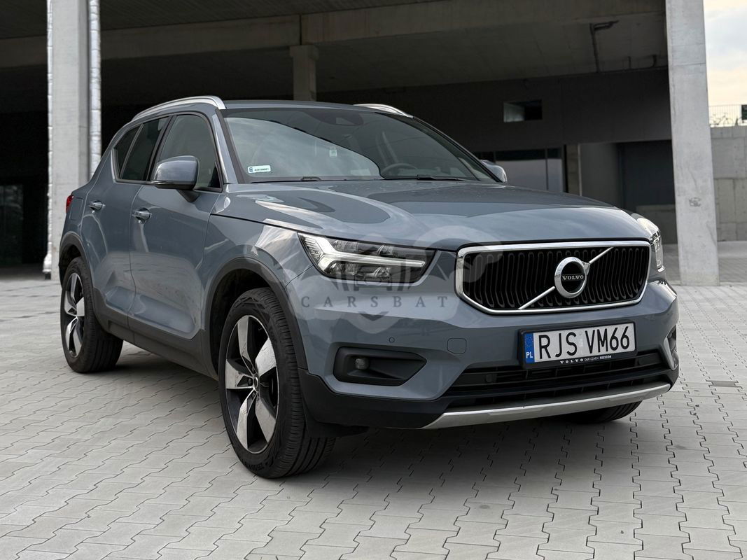 Volvo XC40 T3 Momentum Pro 2021