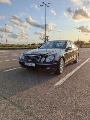 Mercedes-Benz E W211 2002