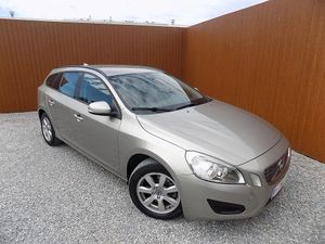 Volvo V60 I D2 Kinetic 2013