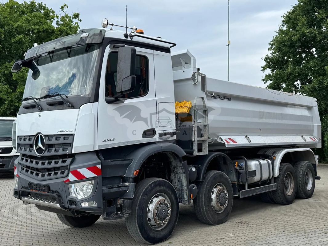 Mercedes-Benz Arocs 2021