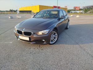 BMW 3 Series F30/F31 318d 2012