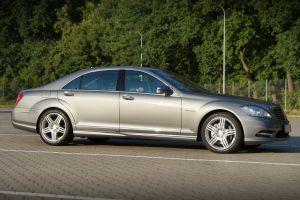 Mercedes-Benz S W221 500 L BlueEFFICIENCY 7G-TRONIC 2012