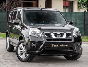 Nissan X-Trail II 2.0 dCi 4x4 DPF Platinum 2011