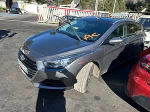 Hyundai i40 1.7 CRDi BlueDrive Business DCT 2015