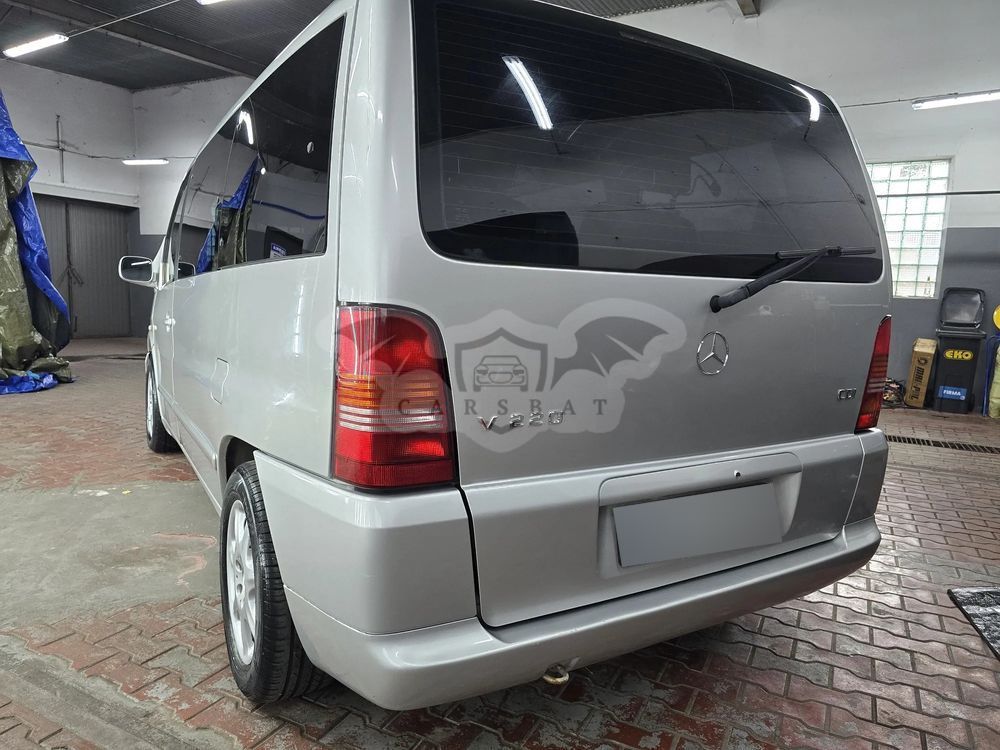 Mercedes-Benz V I 2000