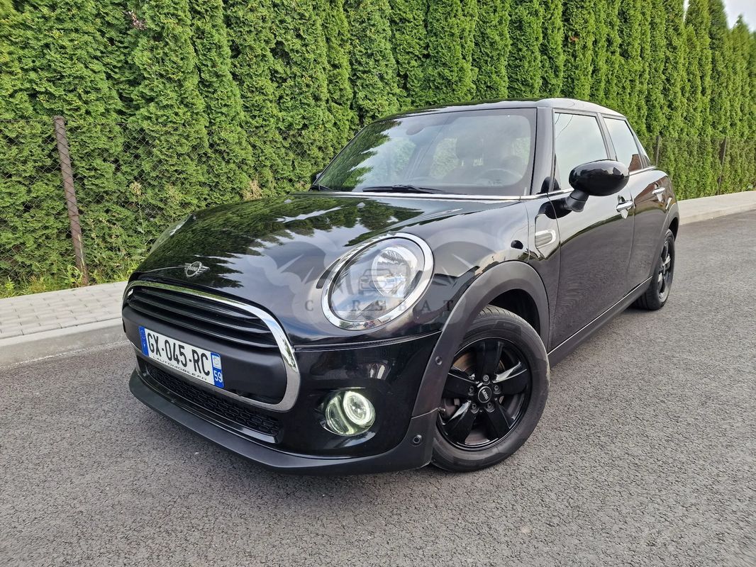Mini One Essential Trim 2021